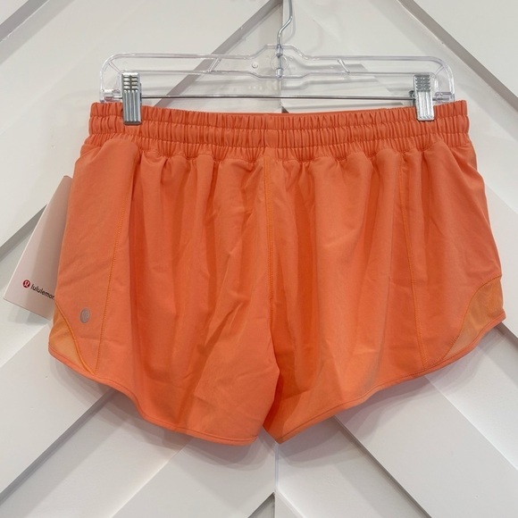 lululemon athletica Pants - NWT Lululemon Hotty Hot Shorts 2.5" Size 10 In Coral Kiss Orange